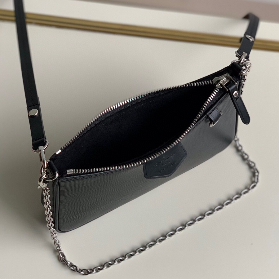 M80471  EASY POUCH ON STRAP