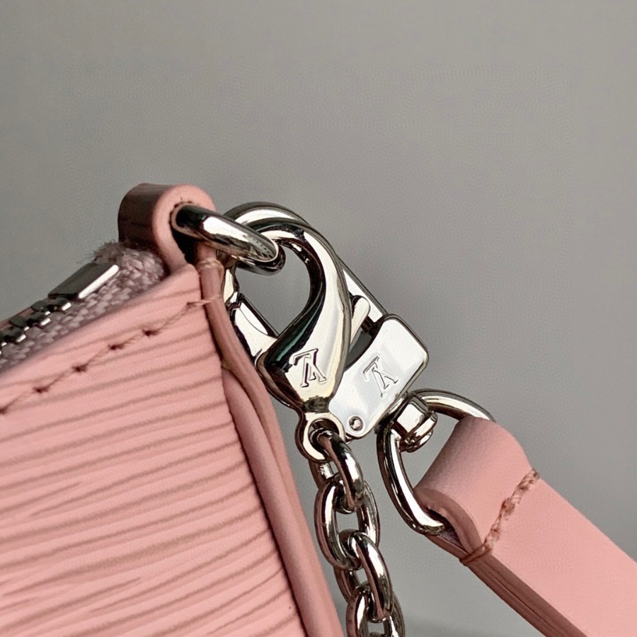 M80483  EASY POUCH ON STRAP