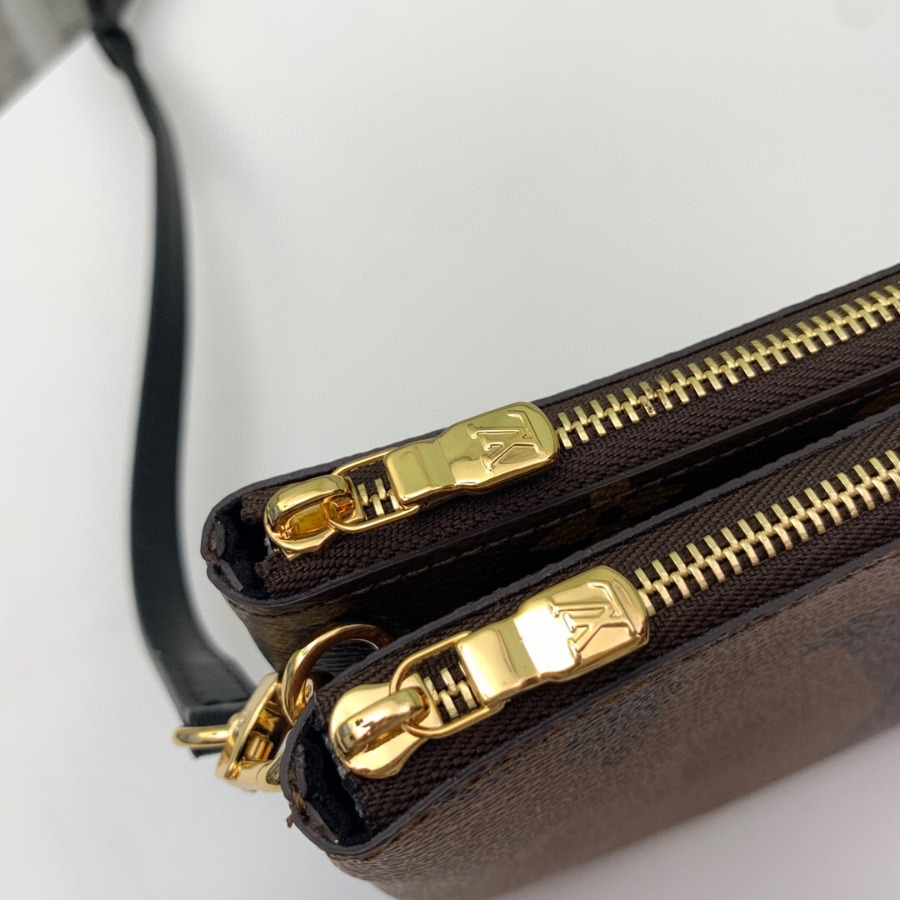 M69203  DOUBLE ZIP POCHETTE