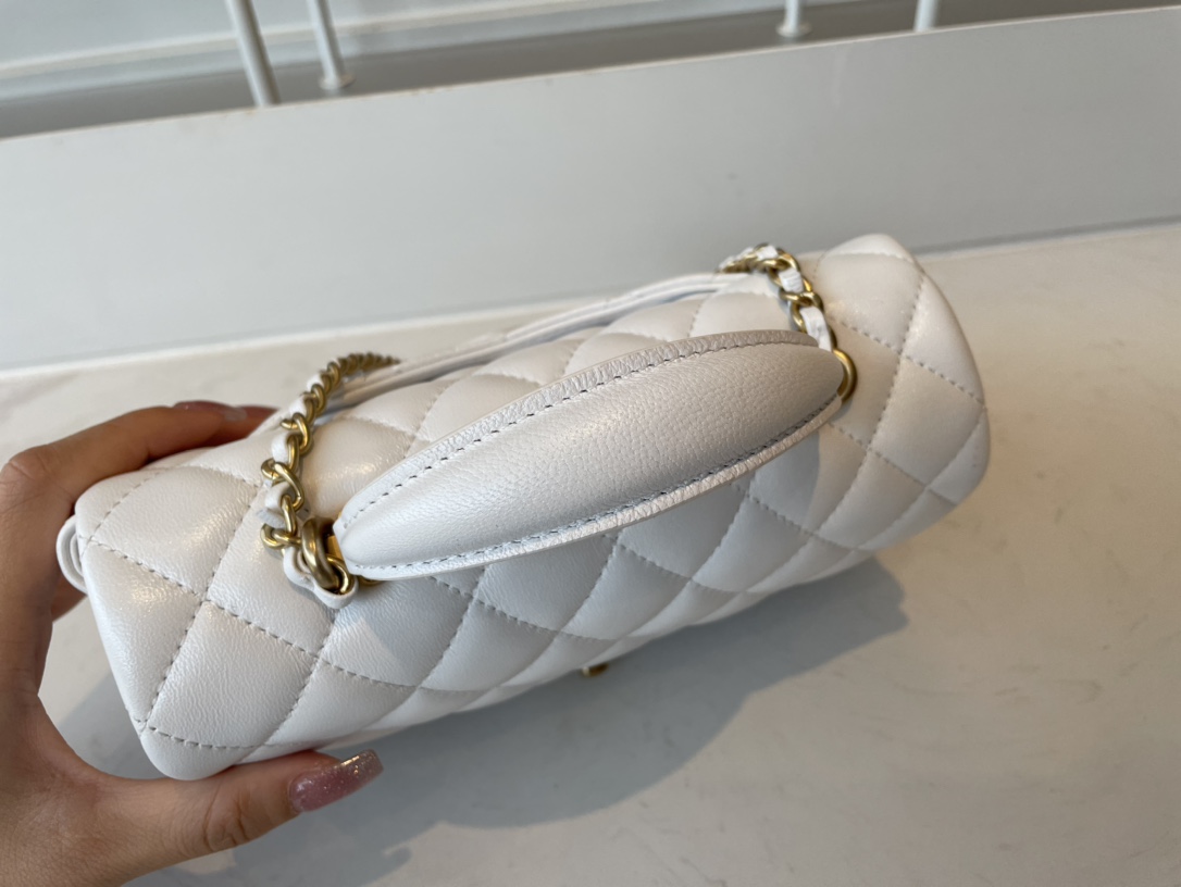 AS2431 mini flap bag with top handle
