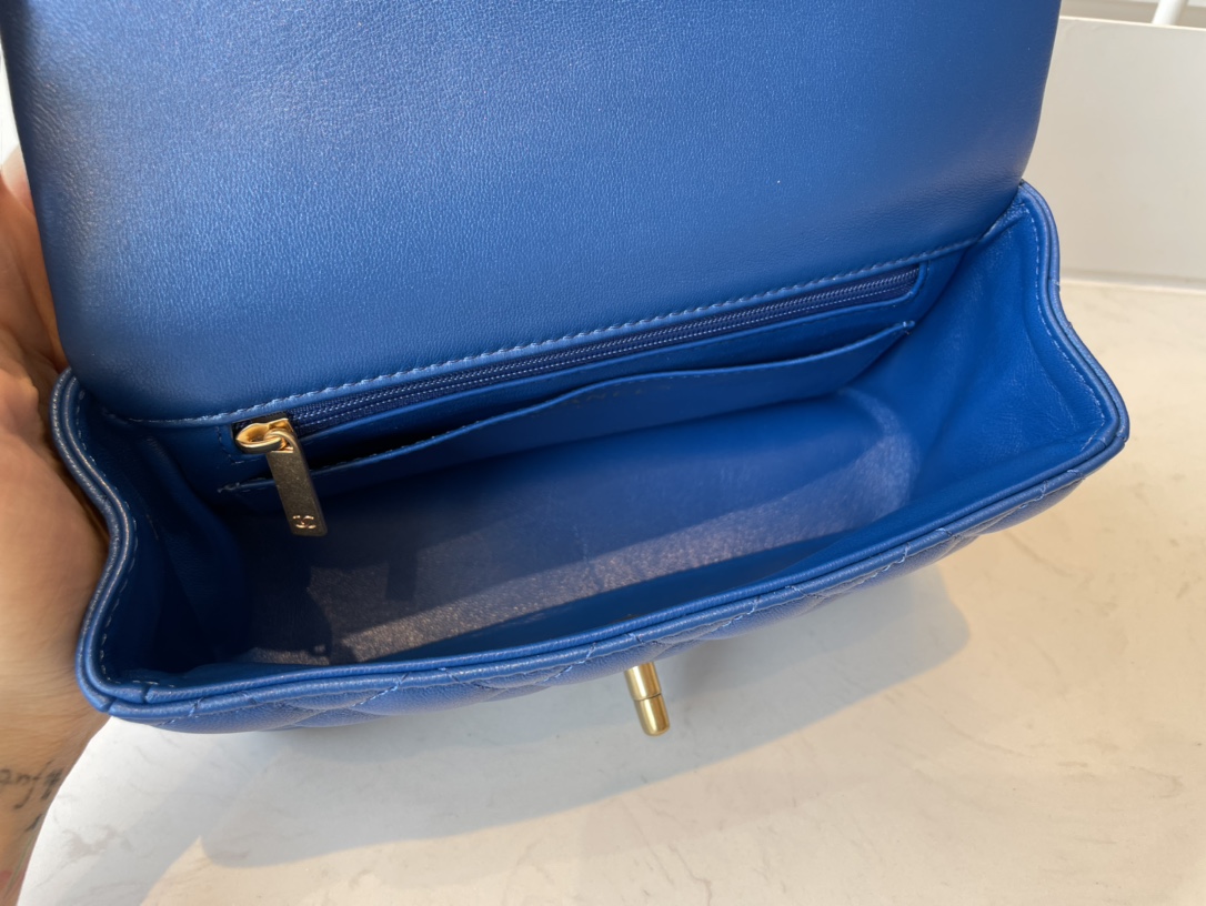 AS2431 mini flap bag with top handle