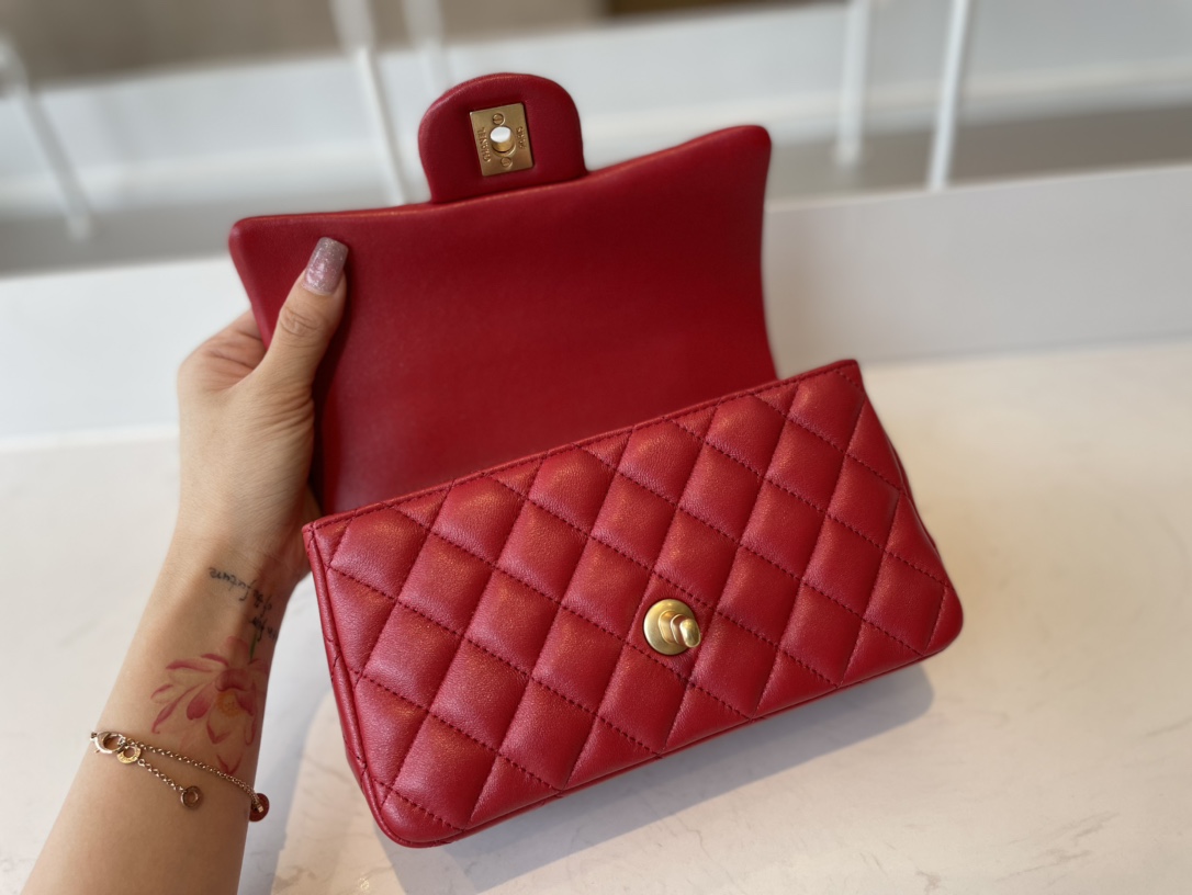 AS2431 mini flap bag with top handle