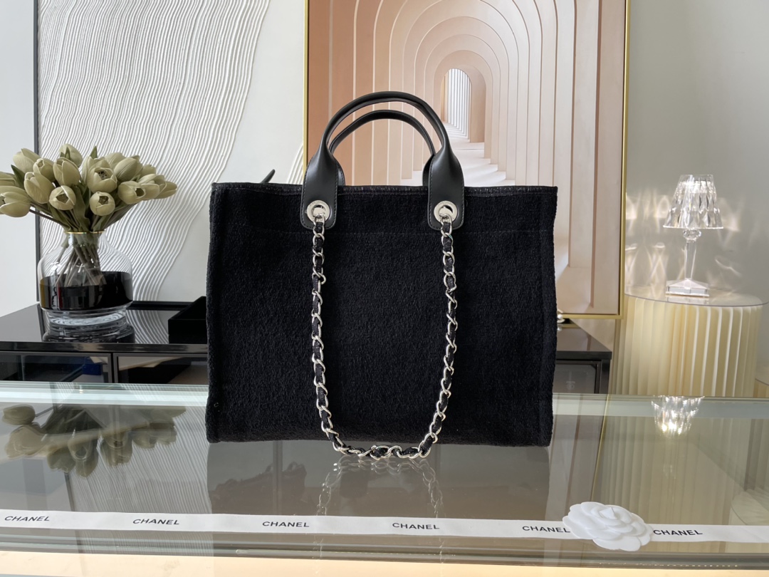 large shopping bag