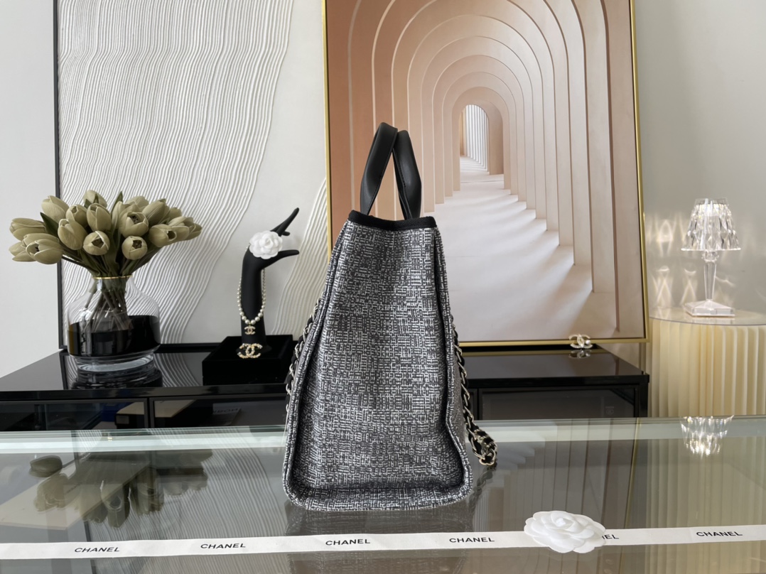 large shopping bag