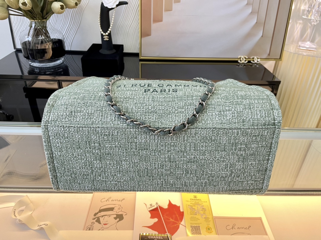 large shopping bag