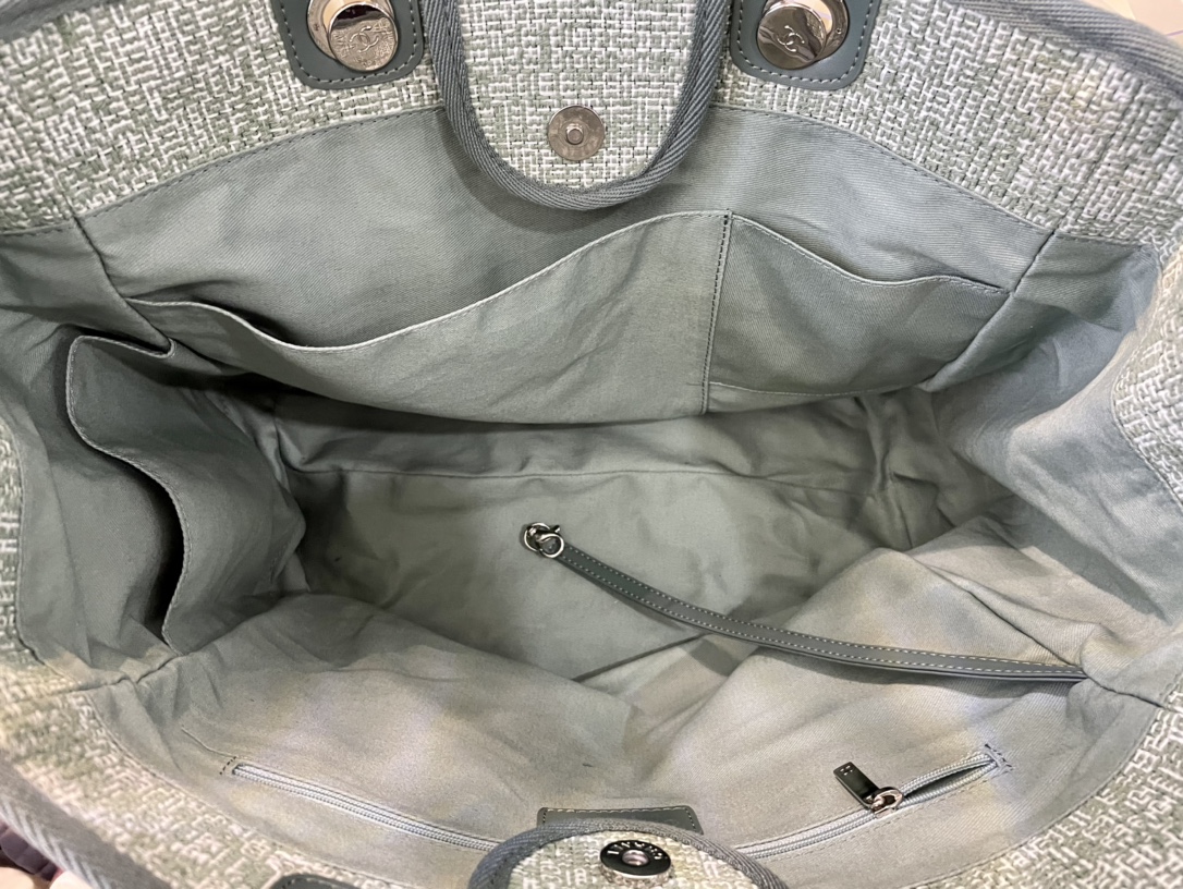 large shopping bag