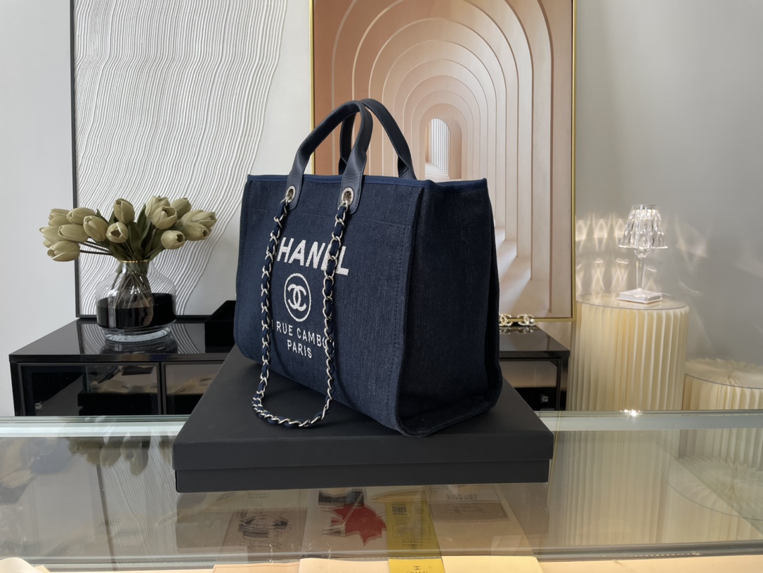 large shopping bag
