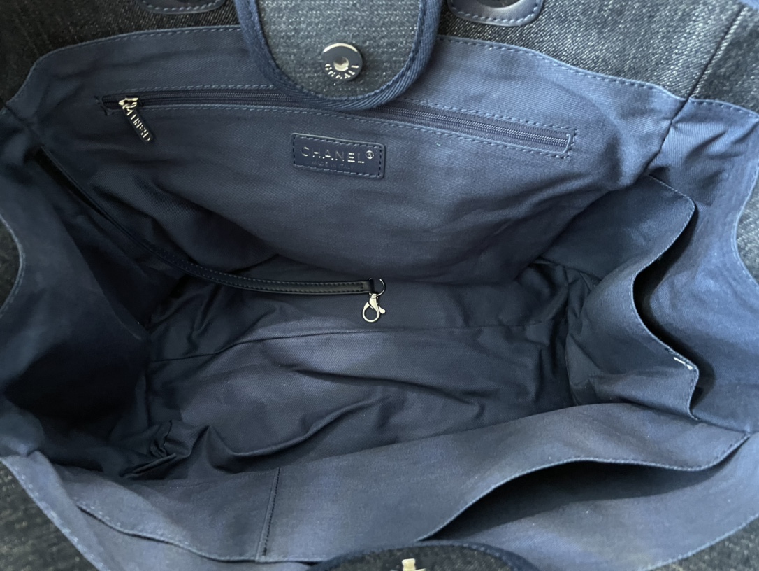 large shopping bag