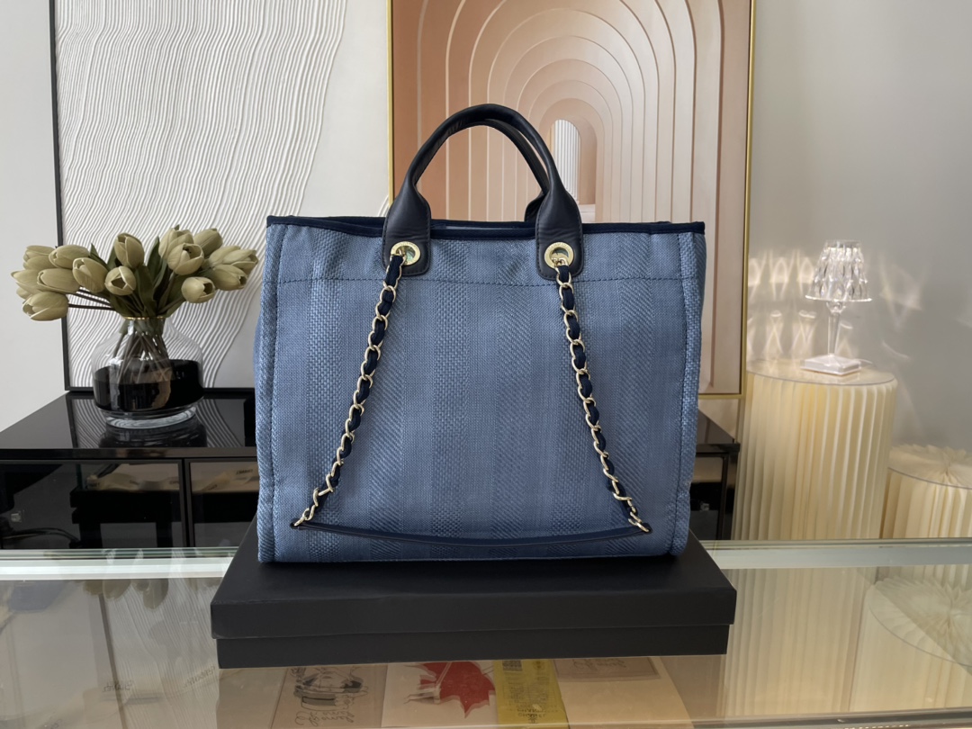 large shopping bag