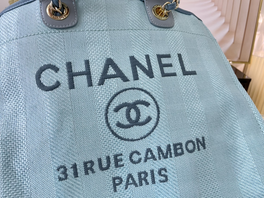large shopping bag