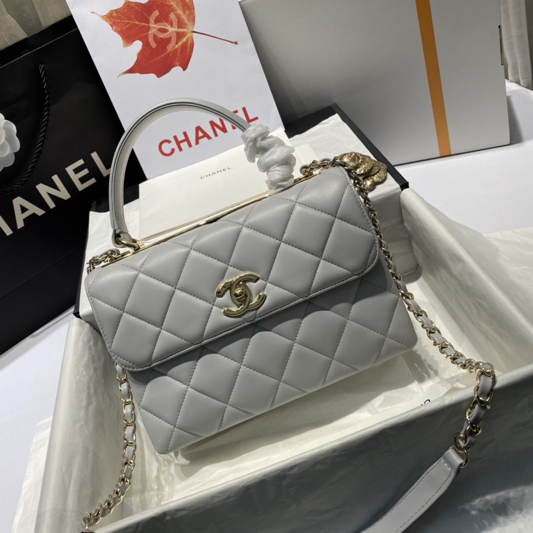 A92236, Small Flap Bag with Top Handle