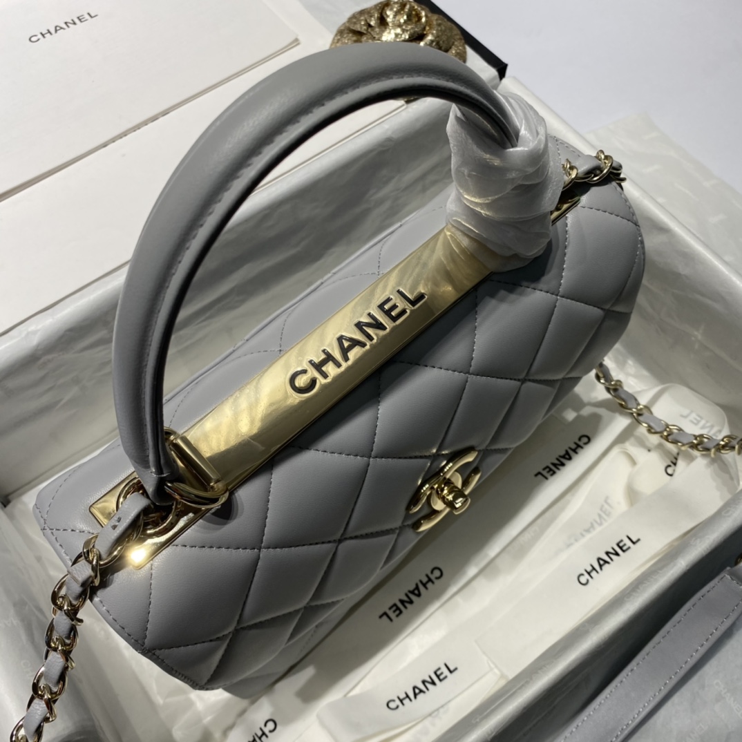 A92236, Small Flap Bag with Top Handle