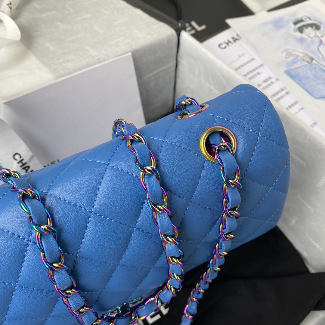 A1112, Chanel Classic Handbag & Cross Body Bag