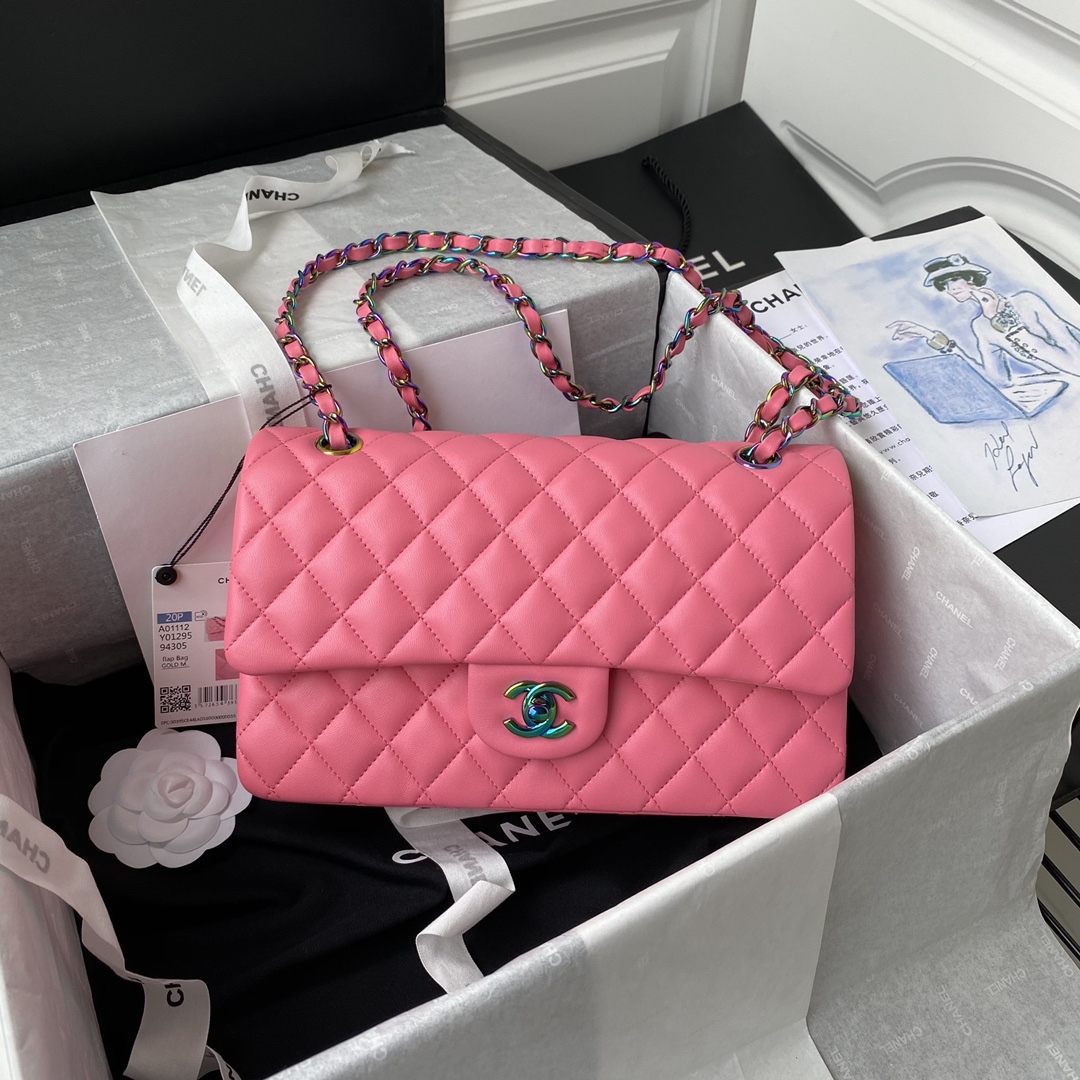 A1112, Chanel Classic Handbag & Cross Body Bag
