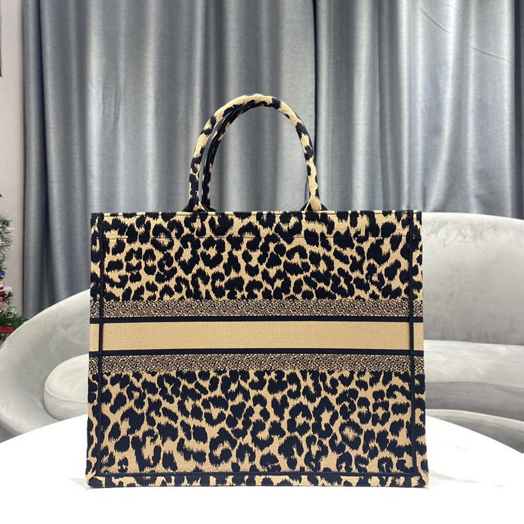 DIOR BOOK TOTE