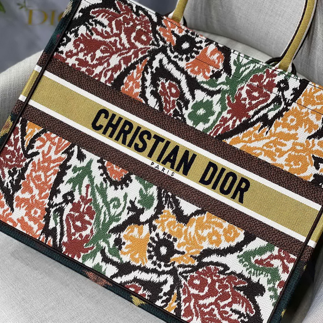 DIOR BOOK TOTE