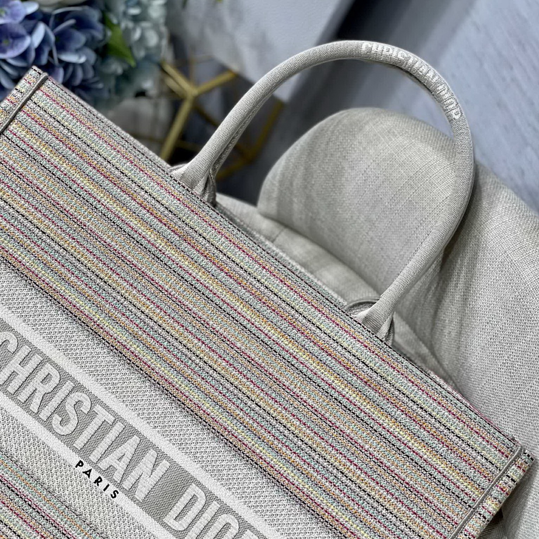 DIOR BOOK TOTE