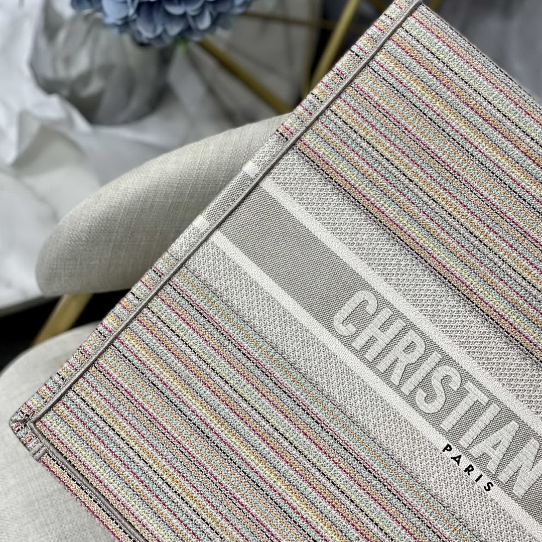 DIOR BOOK TOTE
