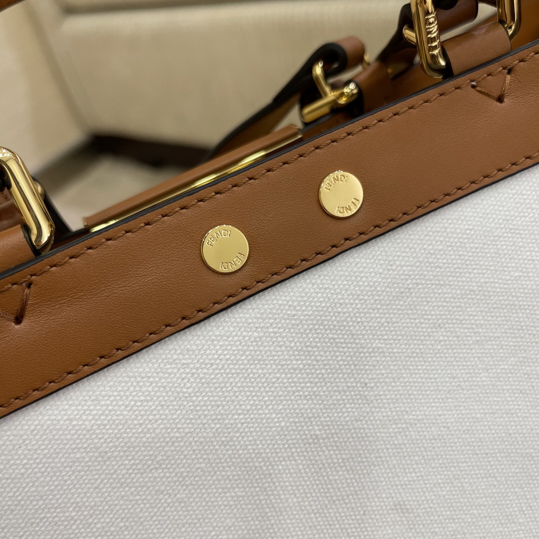 PEEKABOO X-TOTE, Embroidered