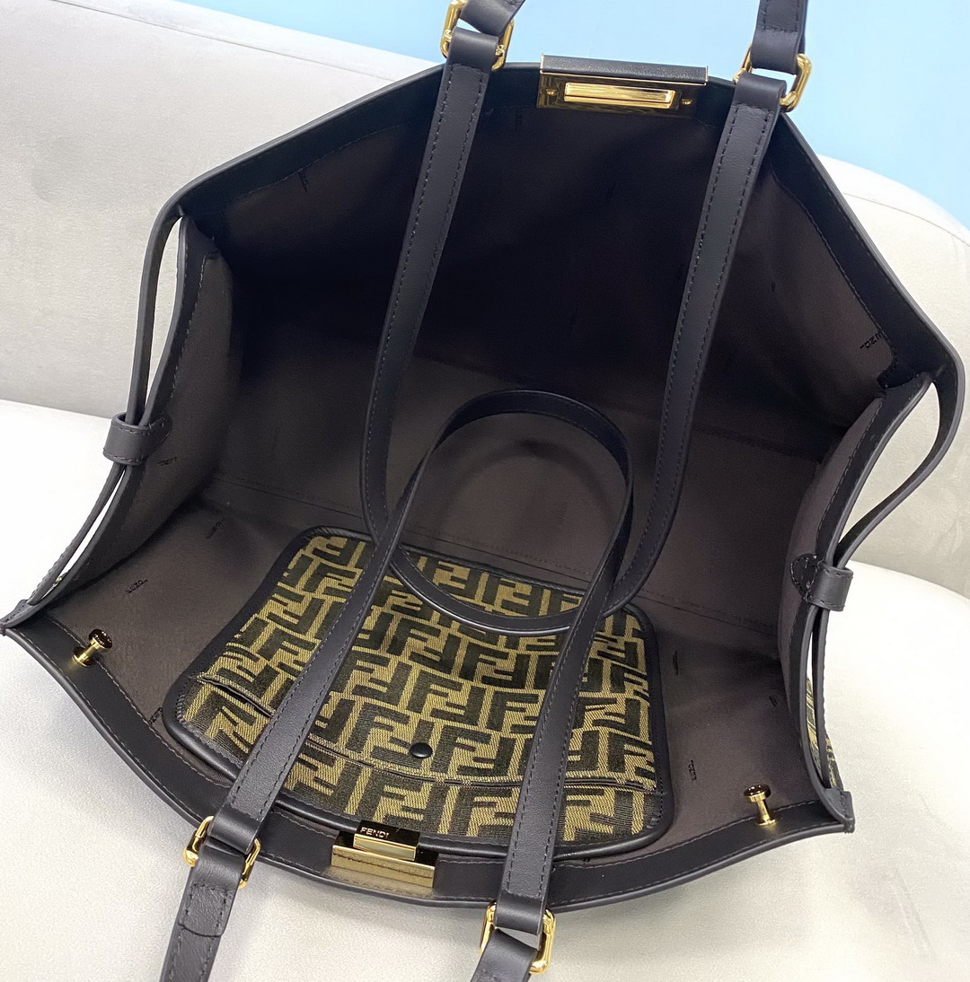 PEEKABOO X-TOTE