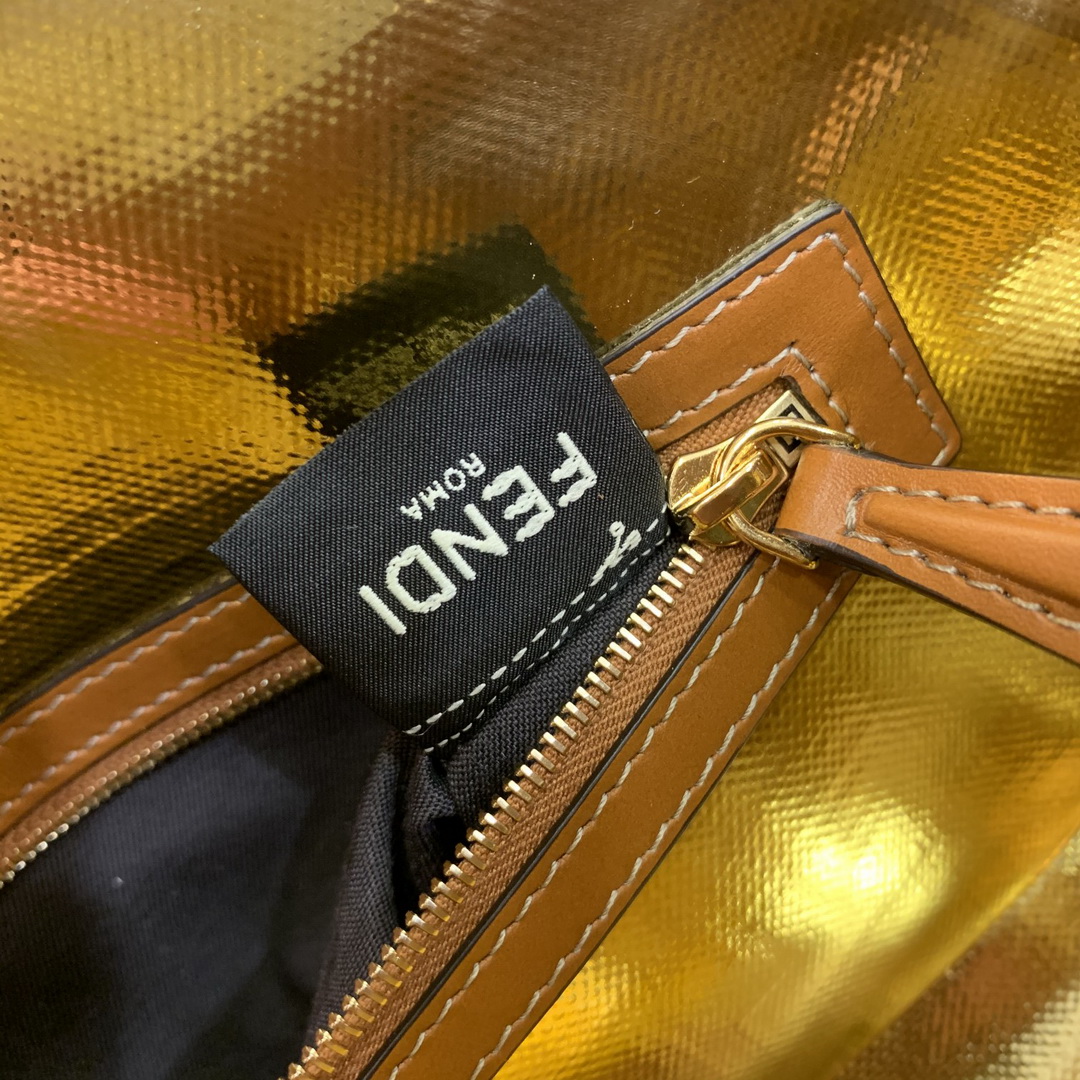 BAGUETTE , FENDI