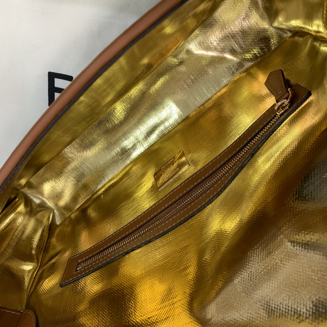 BAGUETTE , FENDI
