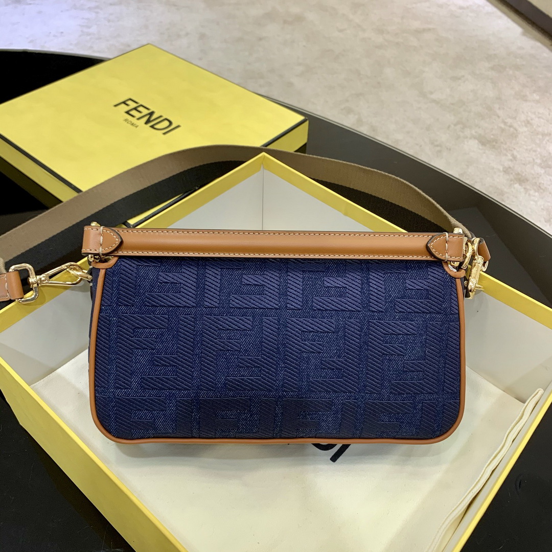 BAGUETTE , FENDI
