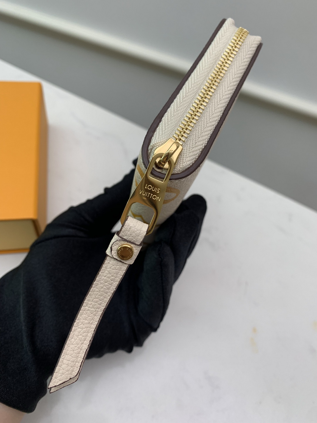 ZIPPY COIN PURSE
