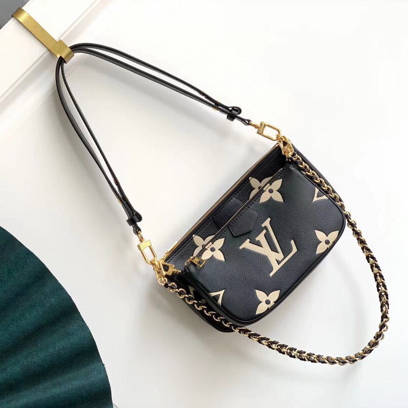 M45777  MULTI POCHETTE ACCESSOIRES