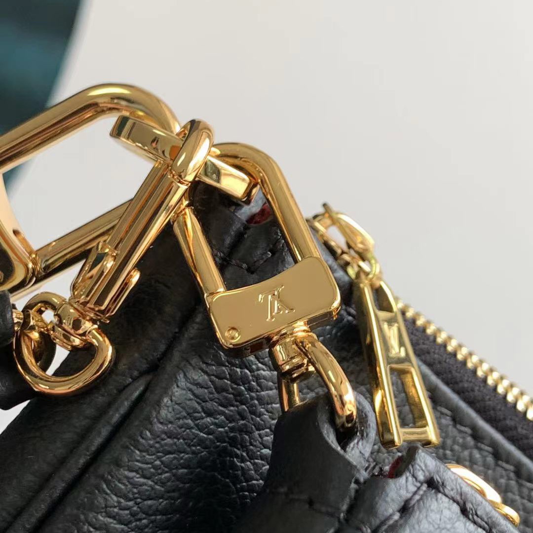 M45777  MULTI POCHETTE ACCESSOIRES