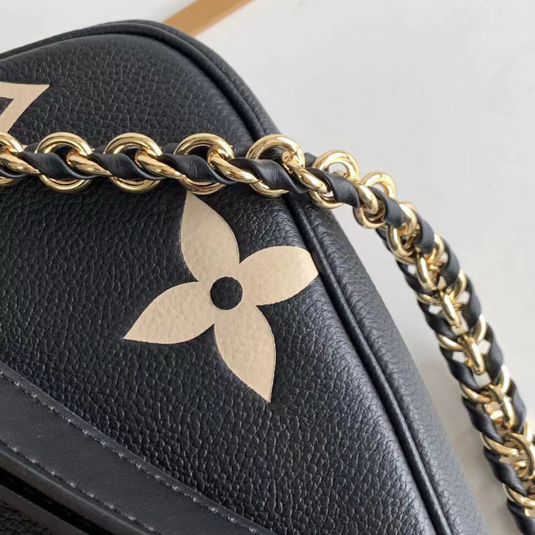 M45777  MULTI POCHETTE ACCESSOIRES