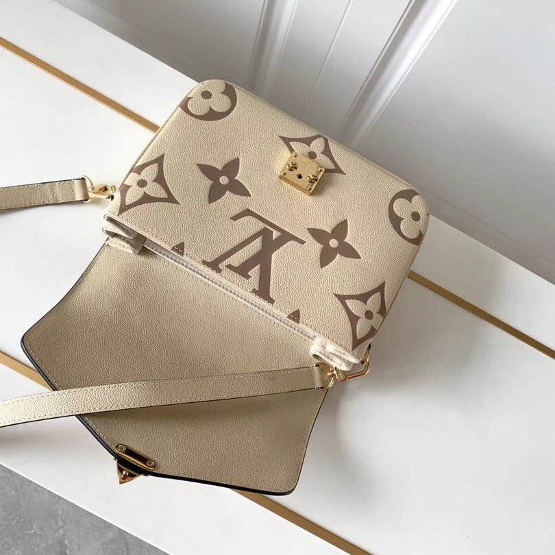 M45596  POCHETTE MÉTIS