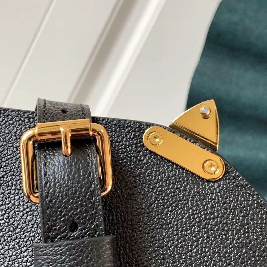 M45773  POCHETTE MÉTIS