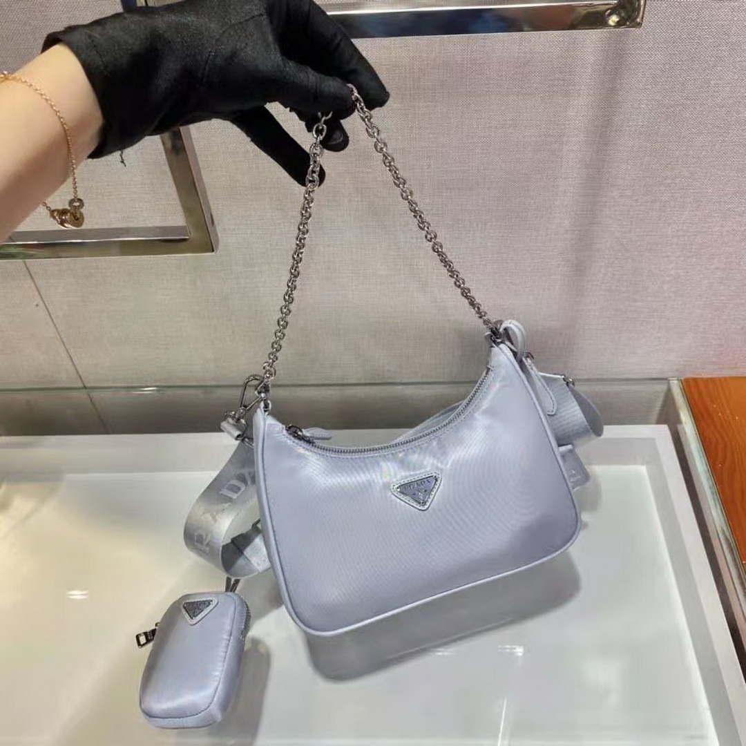 Prada Re-Edition 2005 nylon shoulder bag