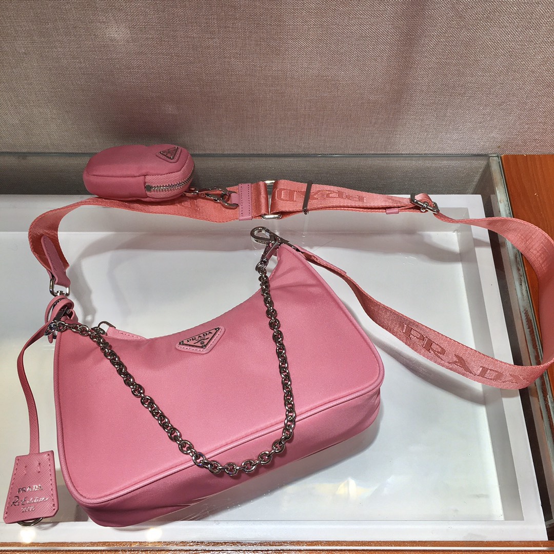 Prada Re-Edition 2005 nylon shoulder bag