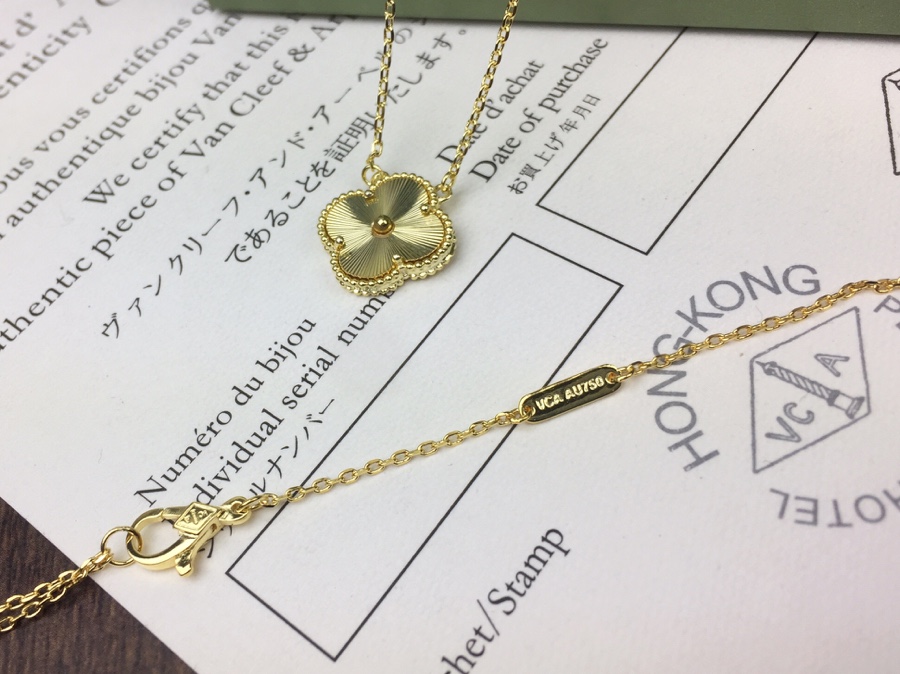 VanCleef&Arpels Necklaces
