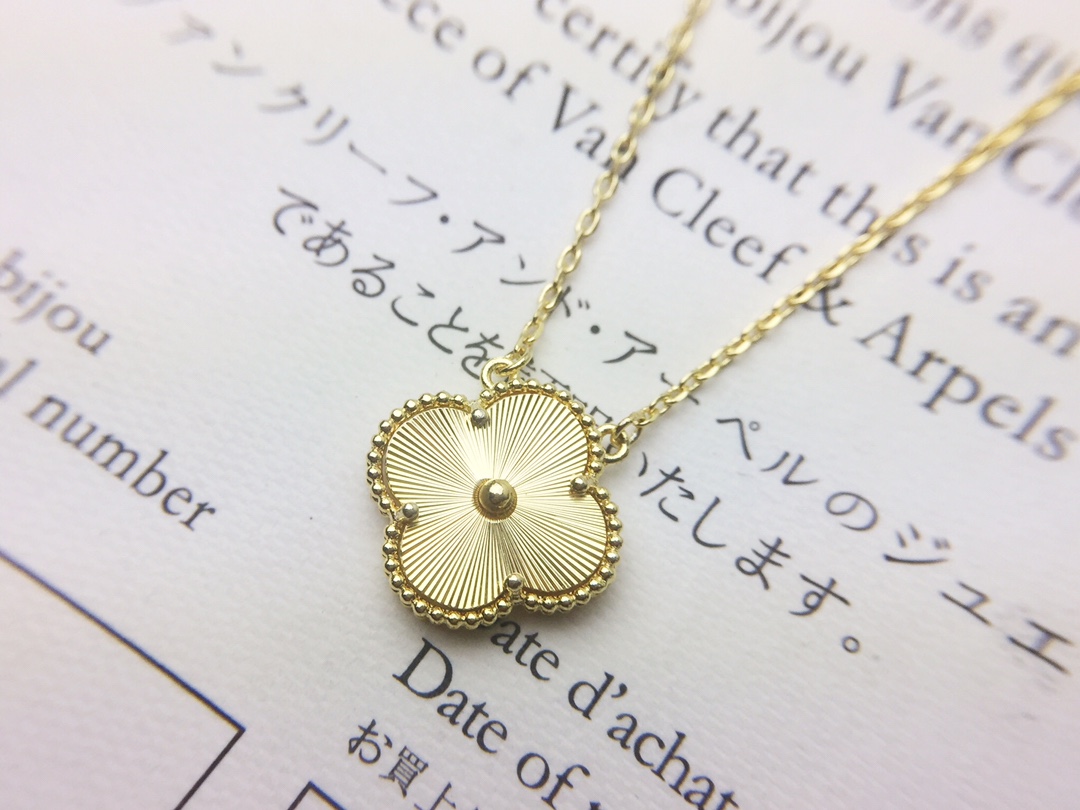 VanCleef&Arpels Necklaces