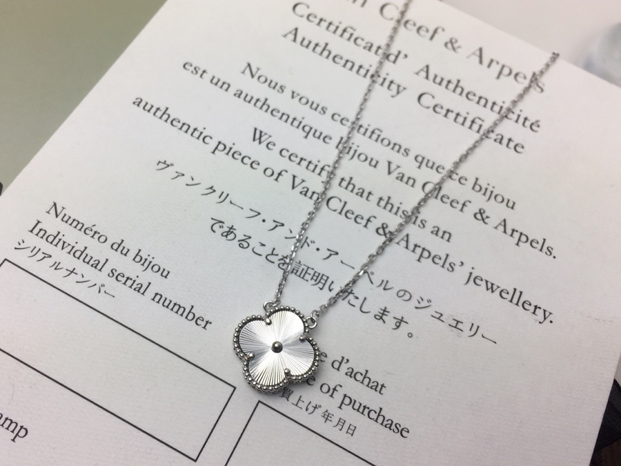 VanCleef&Arpels Necklaces