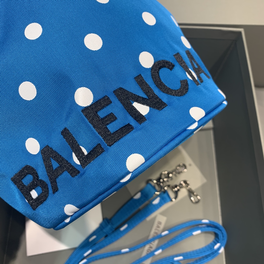 WOMEN'S WHEEL XS DRAWSTRING BUCKET, BALENCIAGA HANDBAG