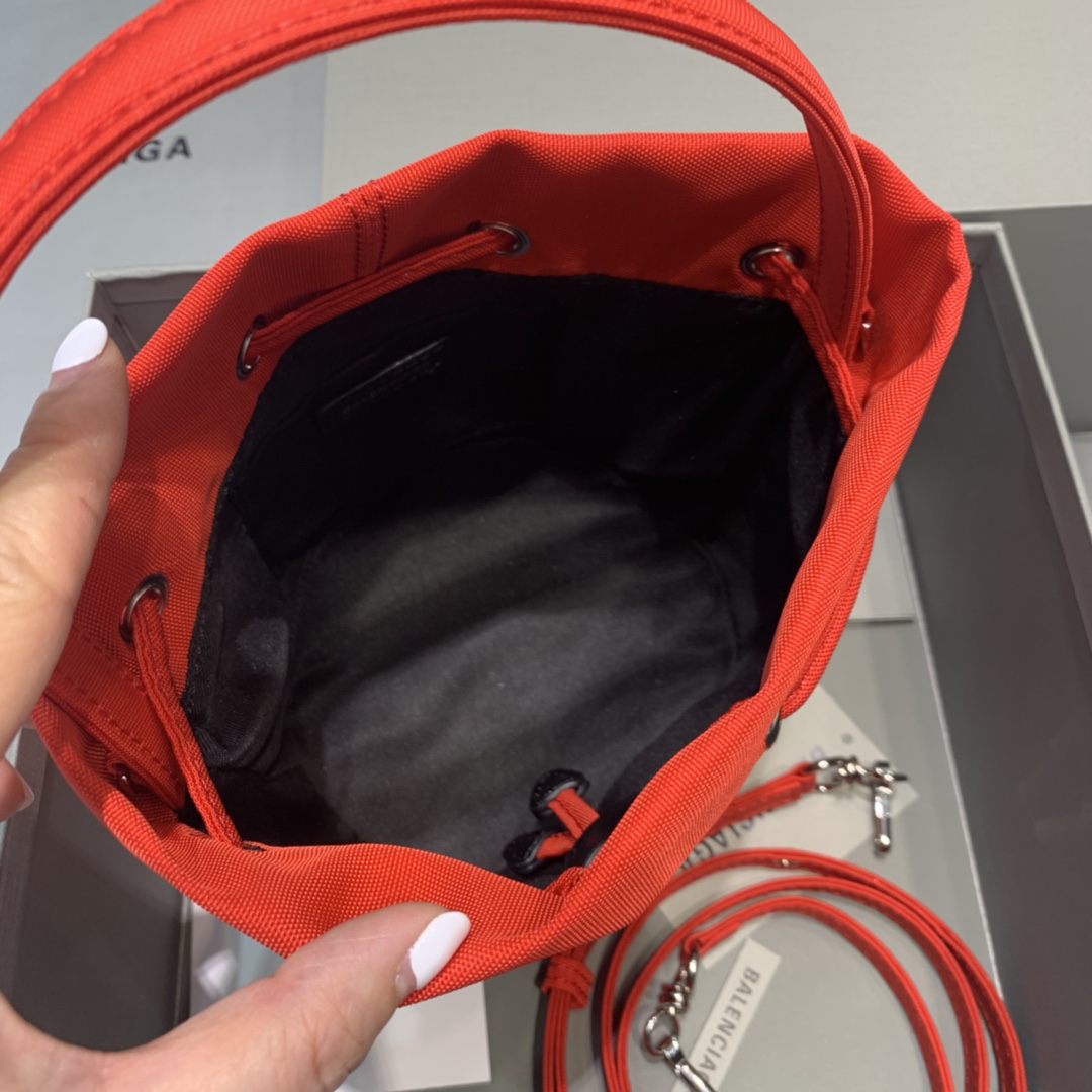 WOMEN'S WHEEL XS DRAWSTRING BUCKET, BALENCIAGA HANDBAG