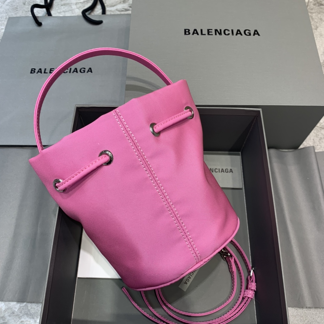 WOMEN'S WHEEL XS DRAWSTRING BUCKET, BALENCIAGA HANDBAG