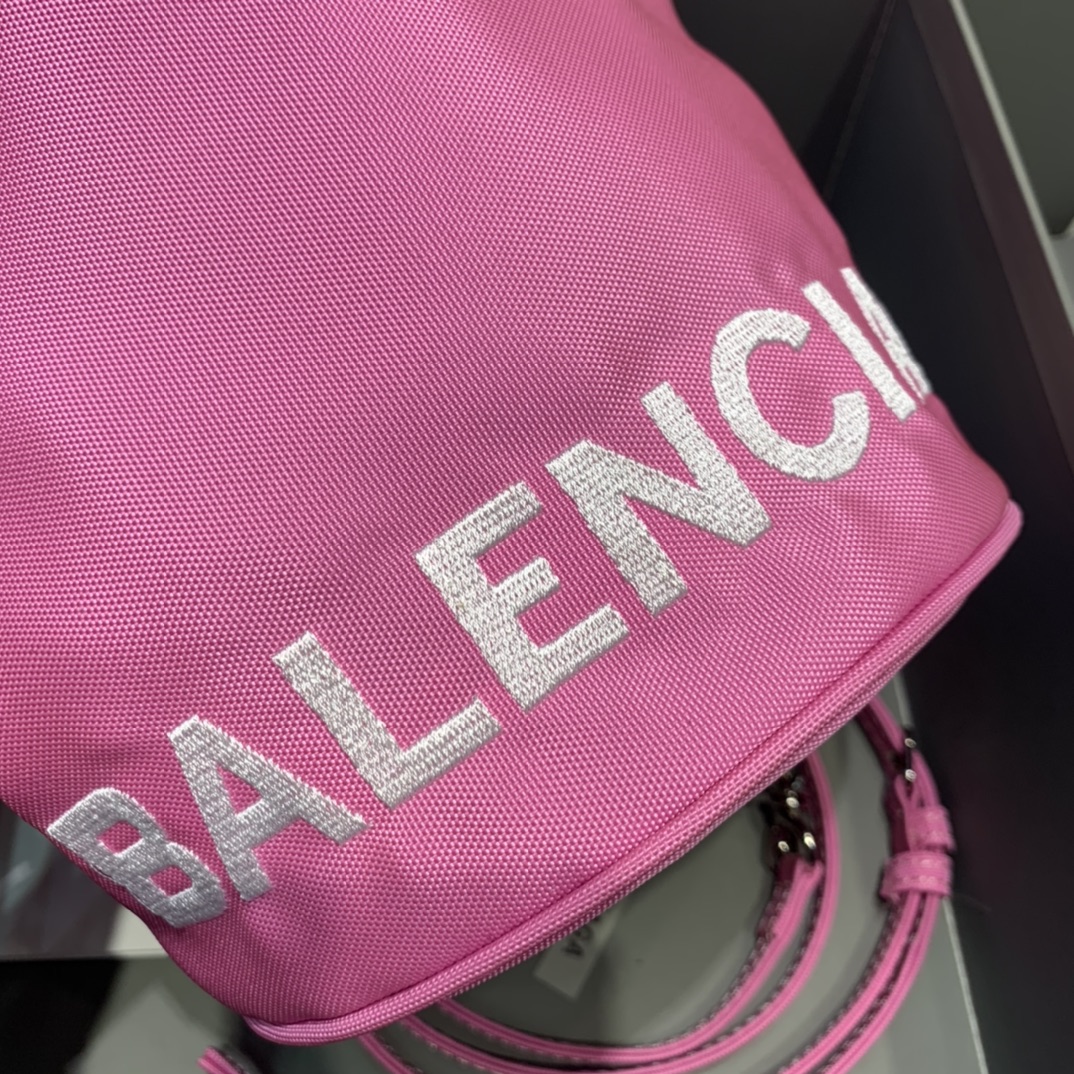 WOMEN'S WHEEL XS DRAWSTRING BUCKET, BALENCIAGA HANDBAG