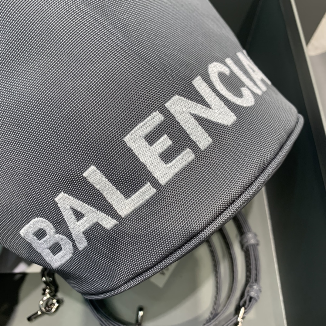WOMEN'S WHEEL XS DRAWSTRING BUCKET, BALENCIAGA HANDBAG