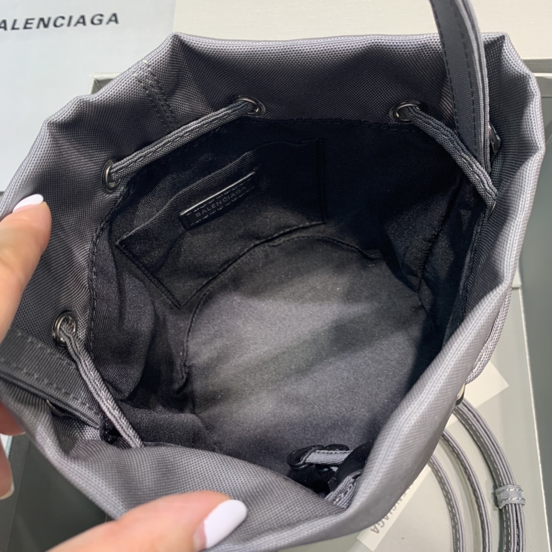 WOMEN'S WHEEL XS DRAWSTRING BUCKET, BALENCIAGA HANDBAG