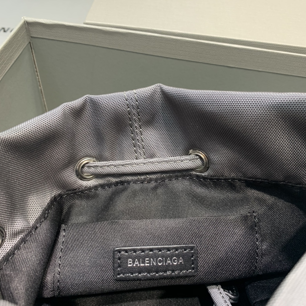 WOMEN'S WHEEL XS DRAWSTRING BUCKET, BALENCIAGA HANDBAG