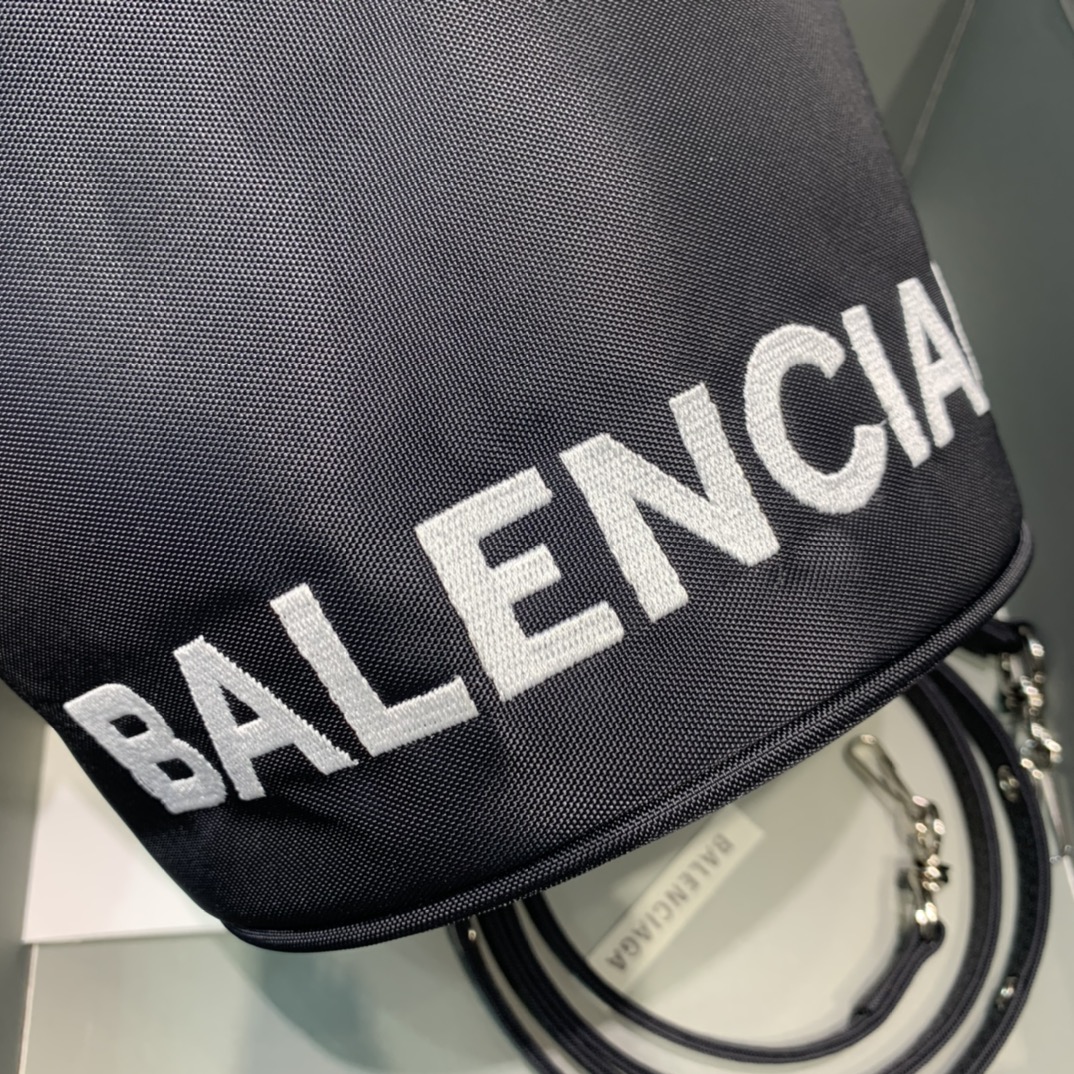WOMEN'S WHEEL XS DRAWSTRING BUCKET, BALENCIAGA HANDBAG