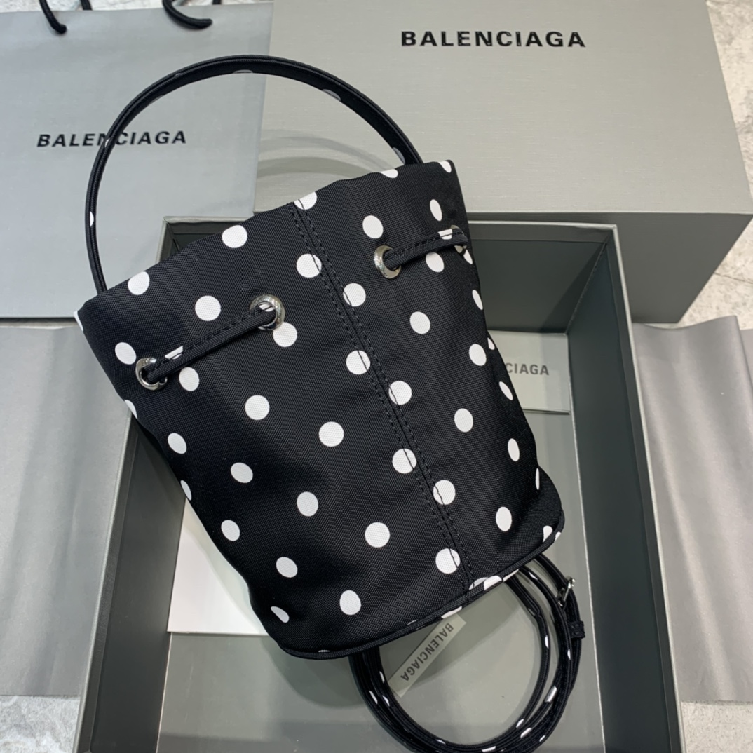 WOMEN'S WHEEL XS DRAWSTRING BUCKET, BALENCIAGA HANDBAG