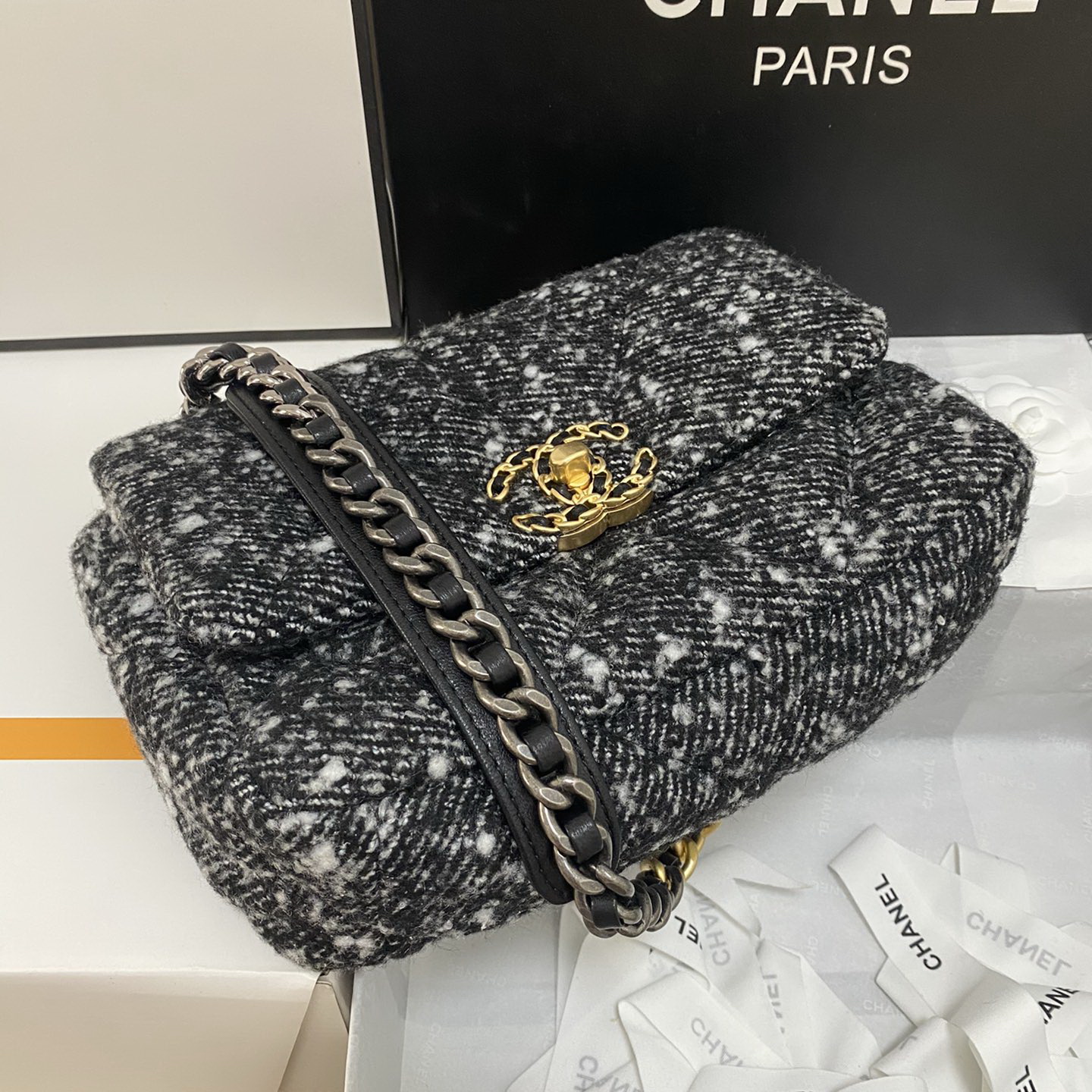 AS1160 CHANEL 19 HANDBAG, 