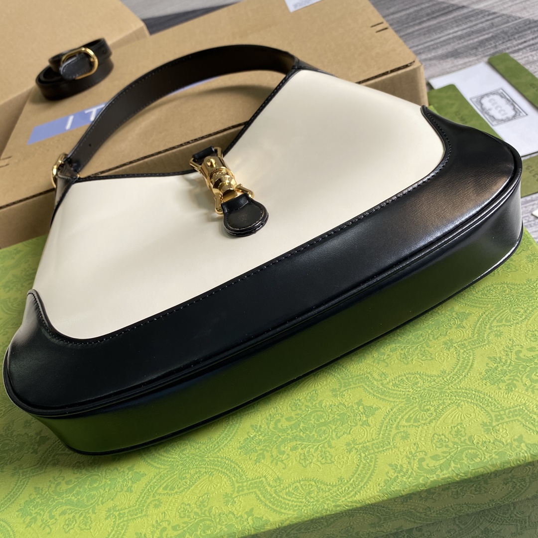 636706 Jackie 1961 small shoulder bag, Bucket Bags for Women