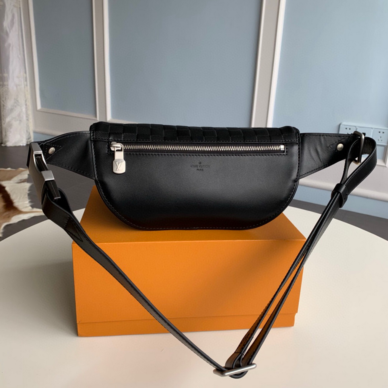 N40298  CAMPUS BUMBAG